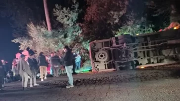 Evalúan causas del accidente de bus en Guasca, Cundinamarca