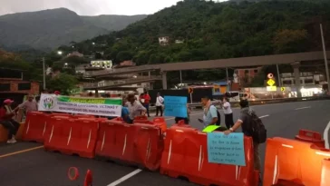 Manifestantes exigen garantías