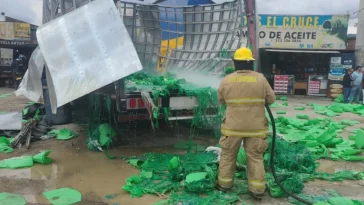 Explota furgón en Zipaquirá: Transportaba espuma desde Funza hacia Barranquilla