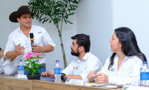 Gobernador de Casanare prende las alarmas sobre inminente riesgo para los arroceros y propone alternativas para salvarloslos arroceros ante la crisis que se avecina