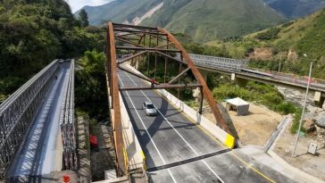 Gobernadora del Meta celebra la reapertura del puente Naranjal