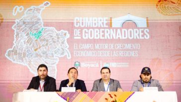 Gobernadores expresan su molestia al presidente Petro en cumbre del FND