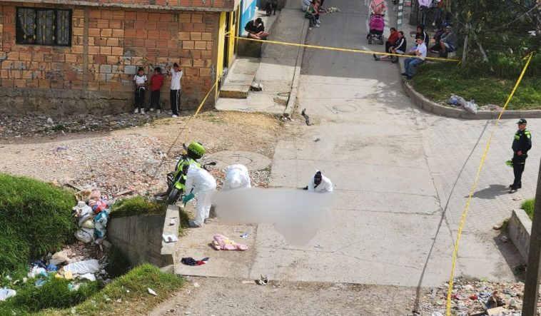 Hallan sin vida a joven en el sótano de una vivienda en Ciudad Bolívar Las autoridades adelantan investigaciones para esclarecer el caso y dar con los responsables.