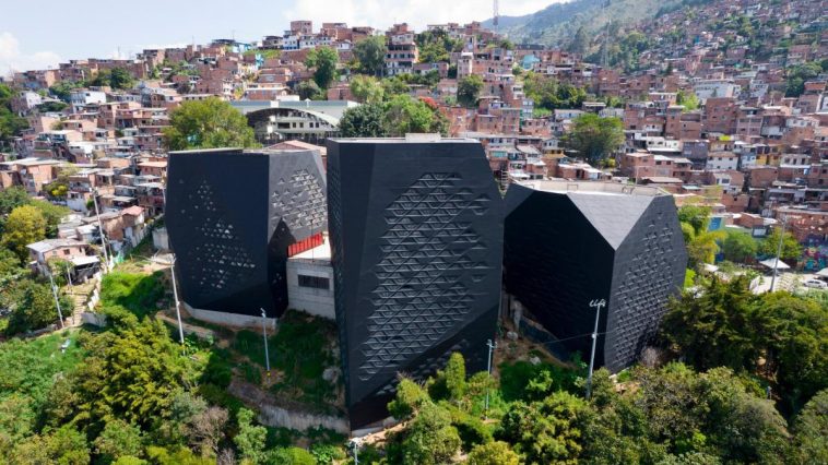 Medellín: Biblioteca España tiene nuevo nombre, pero aún no tiene fecha de entrega, ¿en qué va?