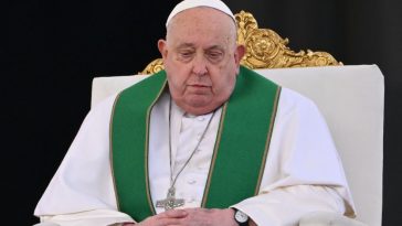 "Que no se vaya mi compañero del alma": Petro sobre el estado de salud del Papa El presidente de Colombia se refirió al estado de salud del papa Francisco, quien se encuentra hospitalizado desde el 14 de febrero.