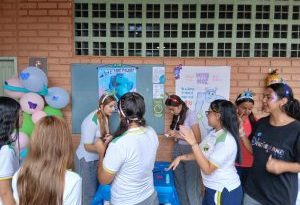 Fortaleciendo la democracia desde los colegios