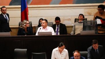 Debate de la reforma a la salud en plenaria